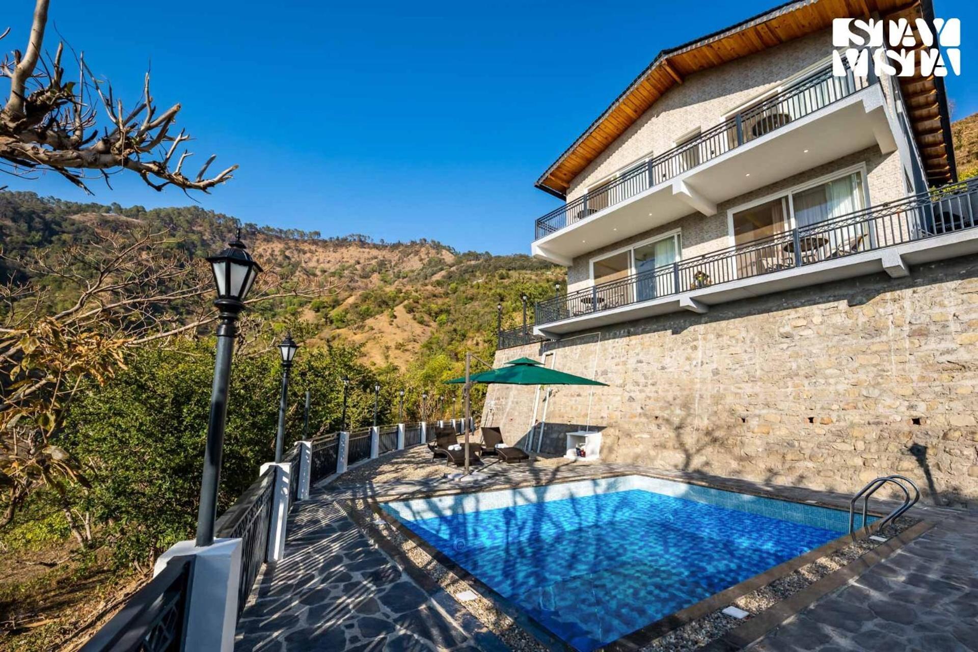 Stayvista At Sunset Springs With Pool & Views Nainital Dış mekan fotoğraf