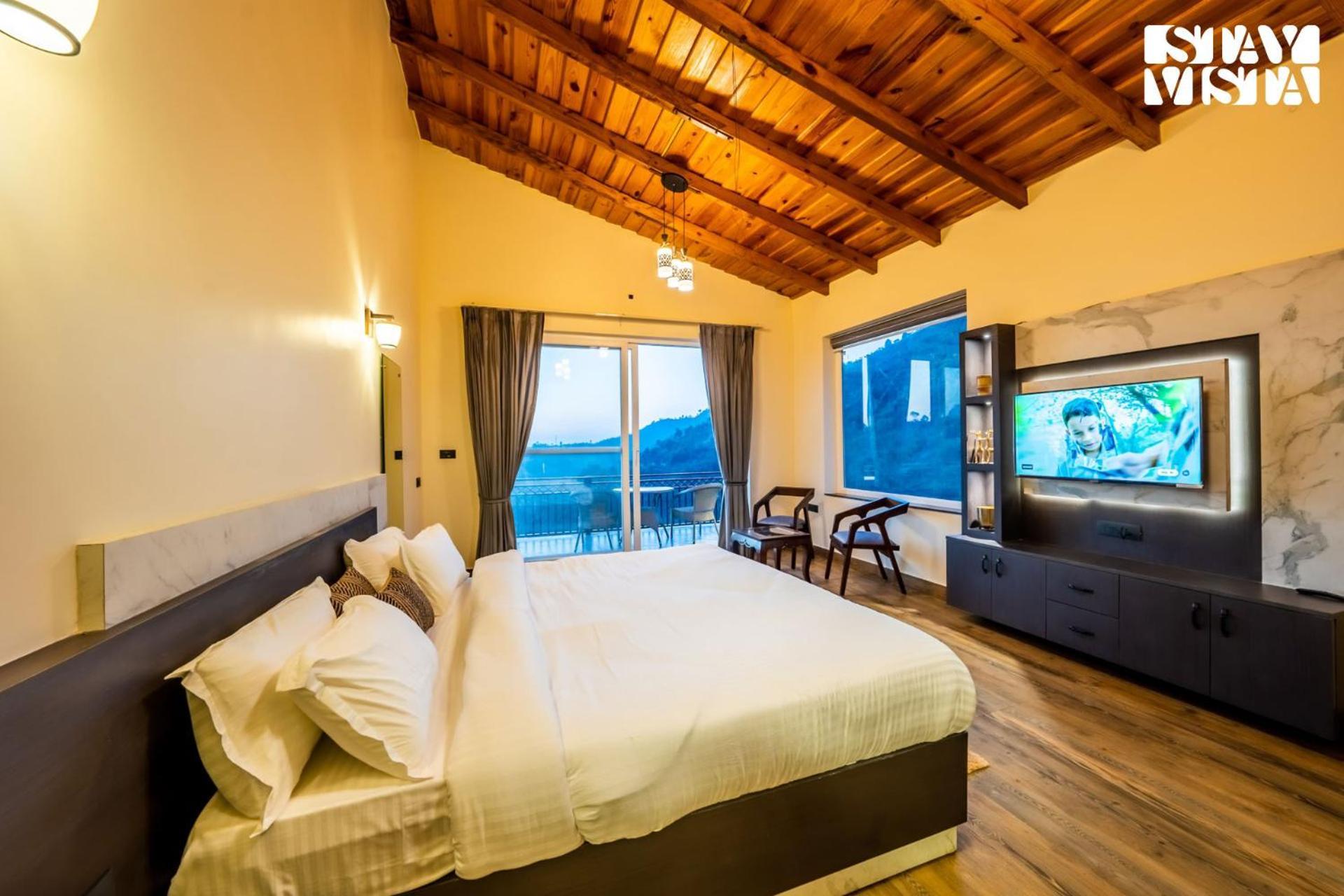 Stayvista At Sunset Springs With Pool & Views Nainital Dış mekan fotoğraf