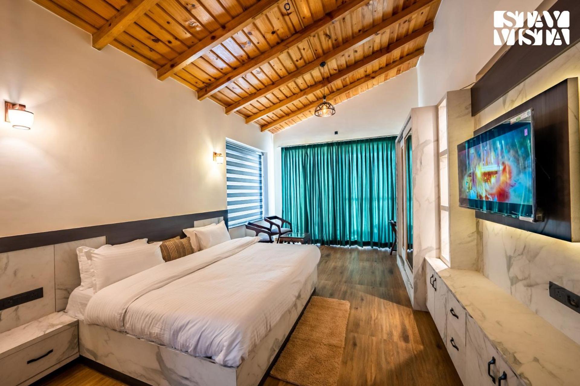 Stayvista At Sunset Springs With Pool & Views Nainital Dış mekan fotoğraf